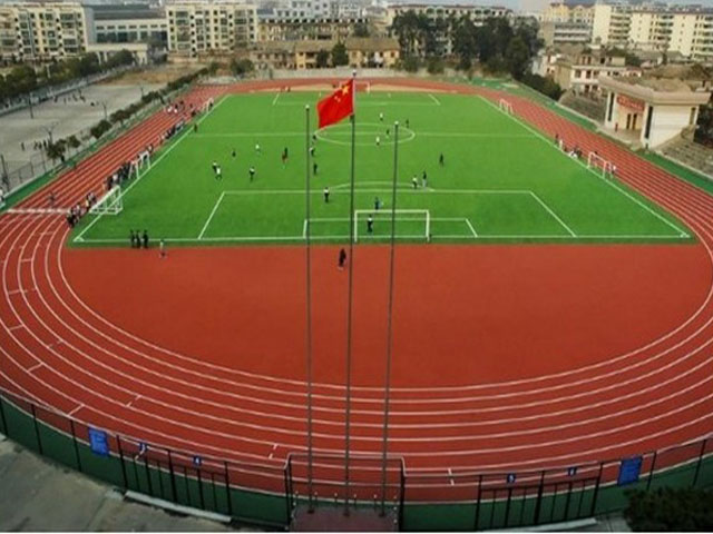 正面客觀解析透氣型跑道優(yōu)劣勢(shì)