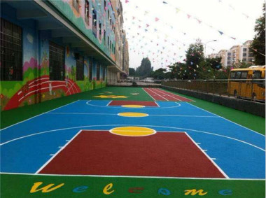 臺(tái)州幼兒園塑膠跑道